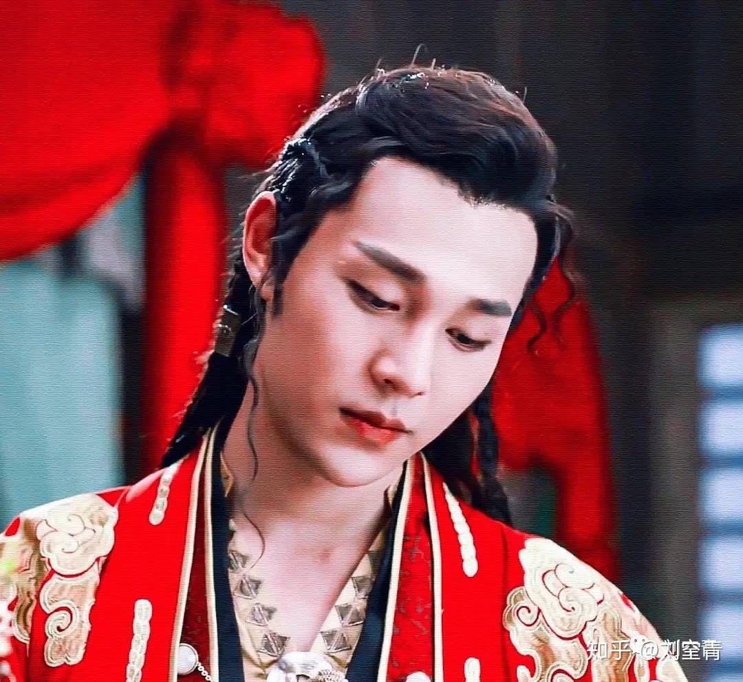 96年的演员,之前的作品只有《三生三世宸汐缘》,脸,额…………感觉走