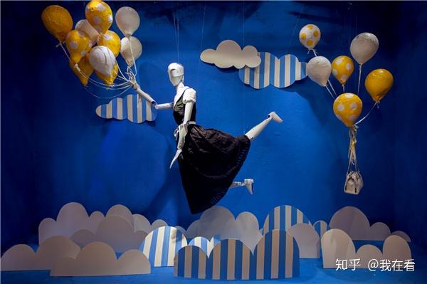 视觉传达专业最近一份工作是婚礼策划师 可以