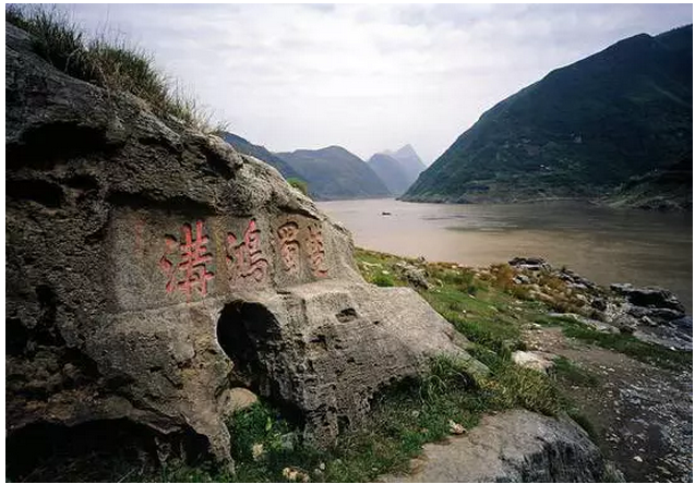 鸿沟的开凿联结了河,济,濮,泗,菏,瞧,颖,汝,涡等数条河道,形成黄淮