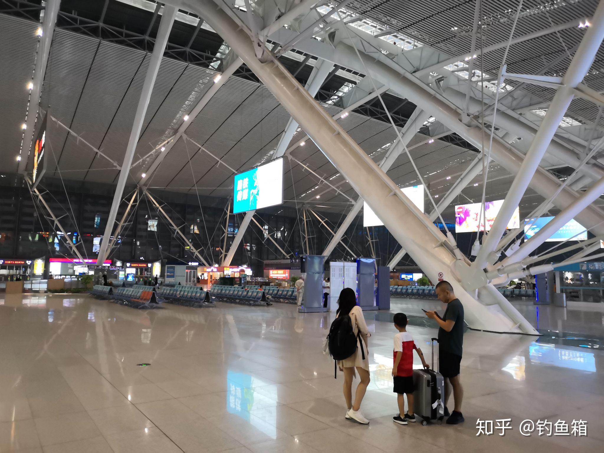 青岛北站候车大厅感谢@荒月蒸釜@川崎镜@kingjulien等 铁路大佬们的