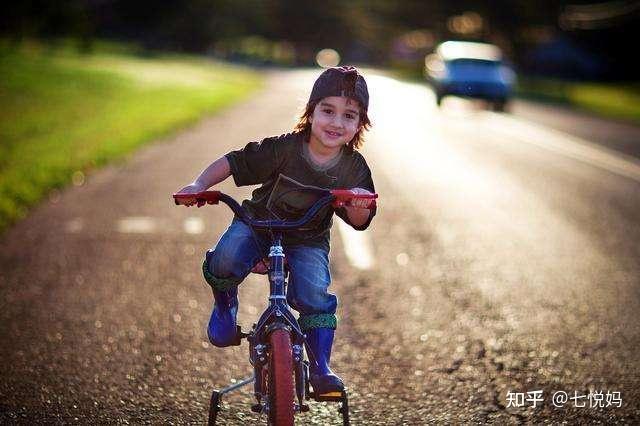 孩子长大一般会表现出3个特征,妈妈要会看信号,你家孩子有吗?