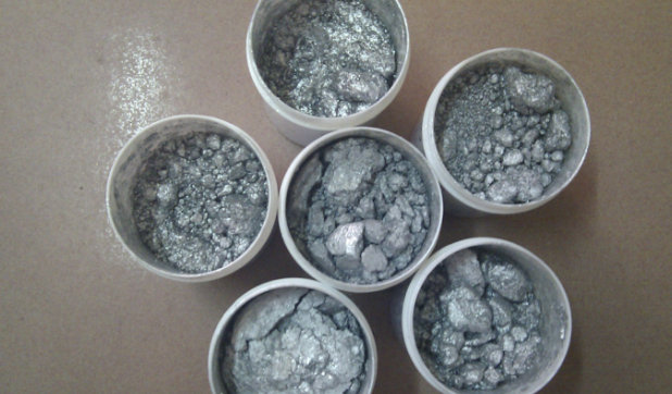 连城数控光伏一梯队率先卡位布局卡脖子电子级银粉业务