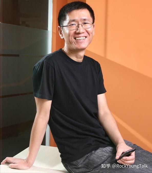 黎万强(加入小米前为金山设计总监,金山词霸总经理)洪锋(加入小米前为
