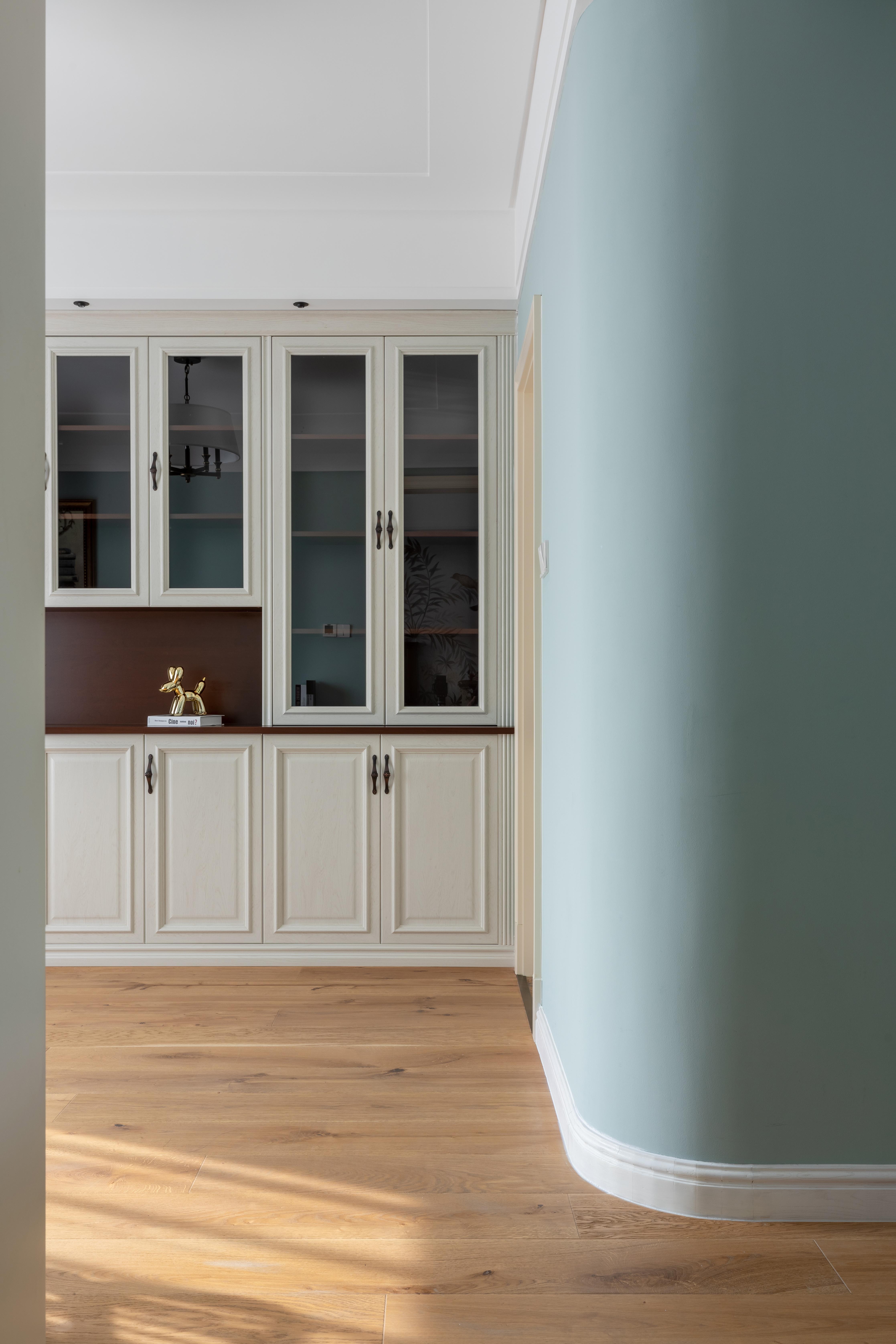 主卧套间改造书房,色彩鲜明,标新立异,双厨房打造舒适美居!