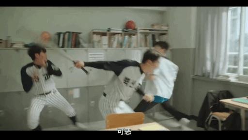 《弱小英雄》超爽复仇,拳拳到肉,韩国又一部校园暴力题材佳作