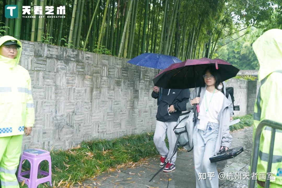 【国美附中暖心送考】你们提笔追梦,我们全力护航!