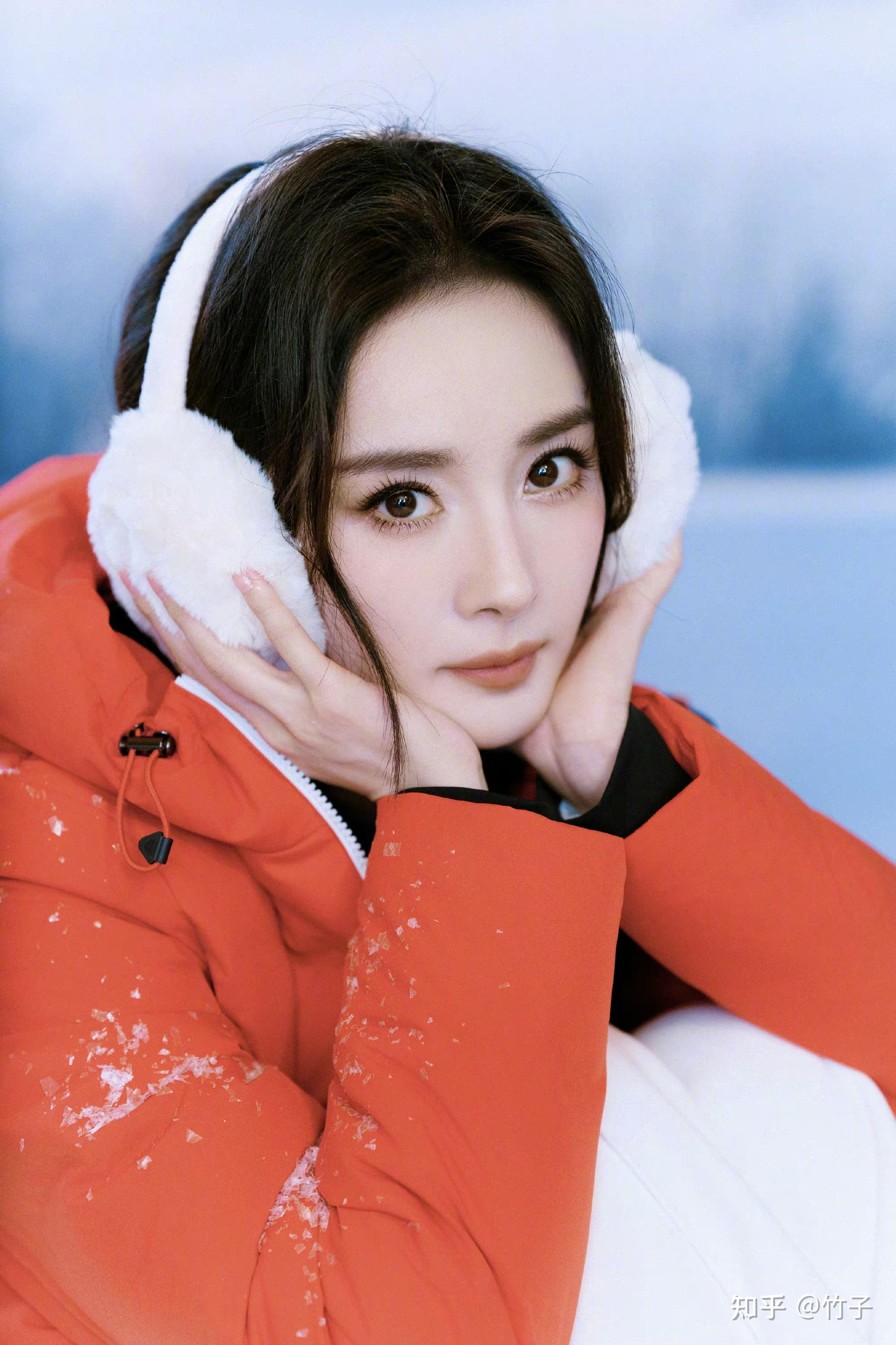 小辫子羽绒服今日份杨幂是可爱甜美风依然很美 - 知乎