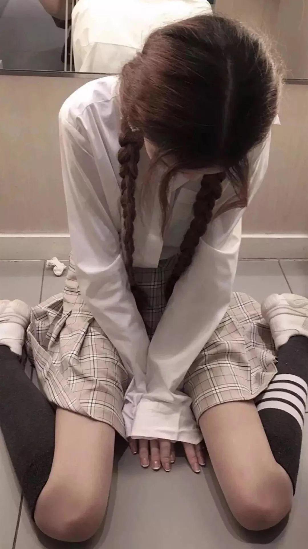 女生会怎么看待用这种壁纸的我会觉得恶心吗