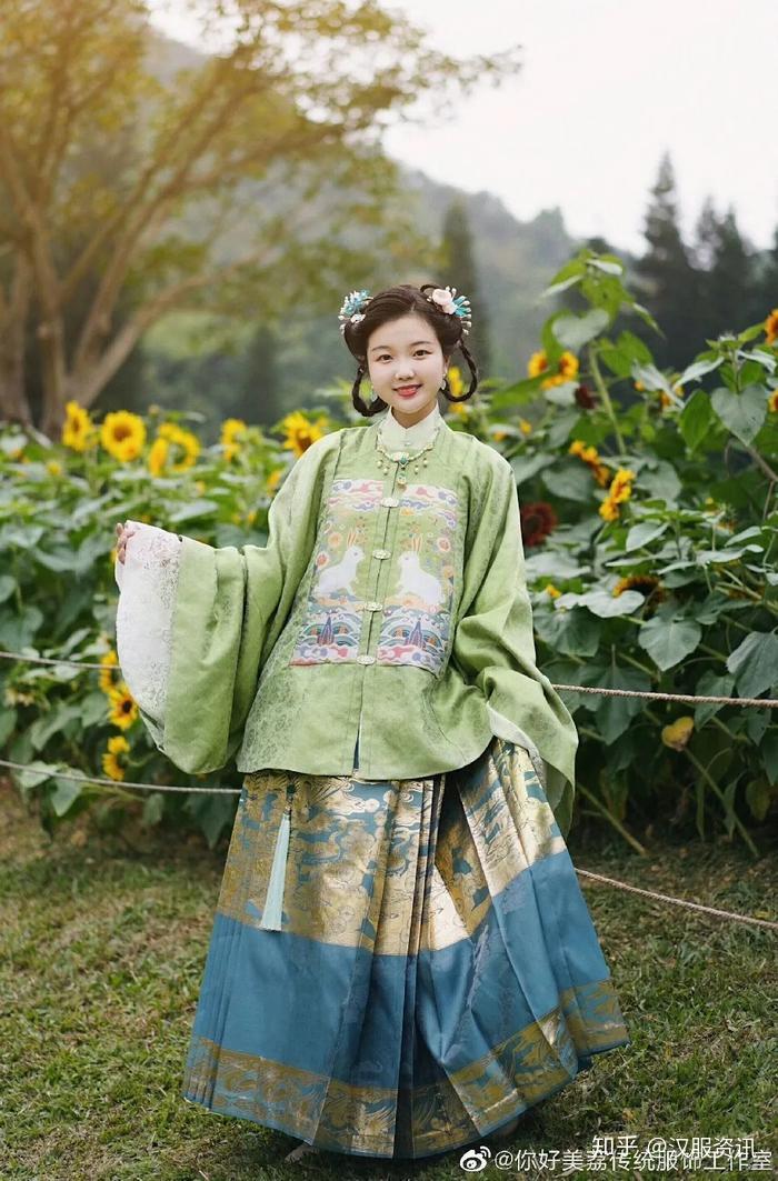 中秋节汉服穿搭指南