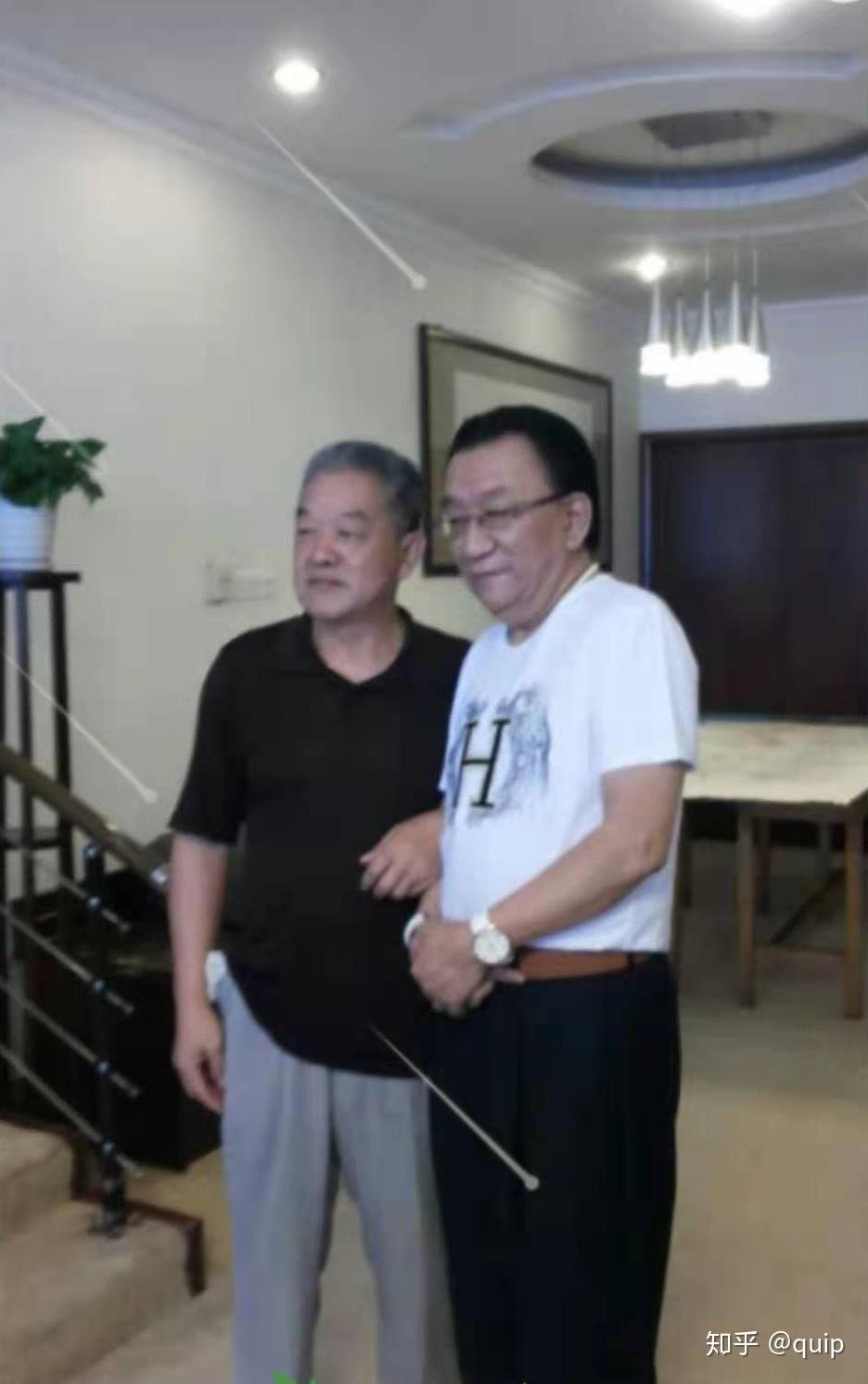 王玉庆——笔耕不辍 quip 王玉庆,中国书法家协会会员,世界华人书画家