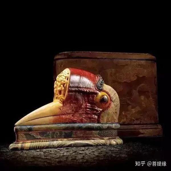 文玩中最残忍的“鸟头”,要打开鸟的头盖骨 - 知乎