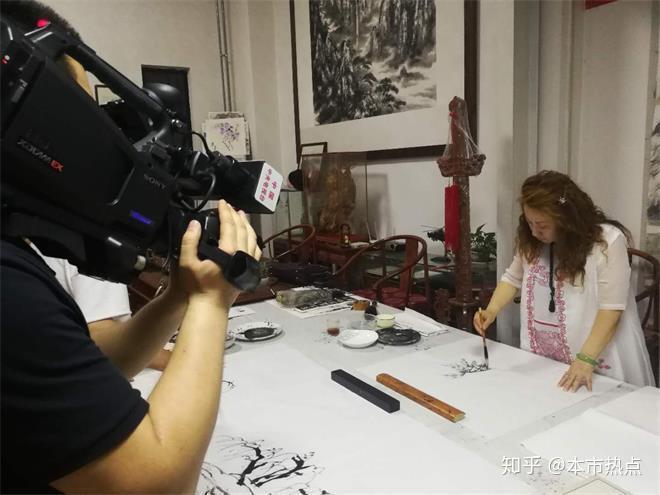 本市热点：国礼档案——杨丽凤作品展览 - 知乎