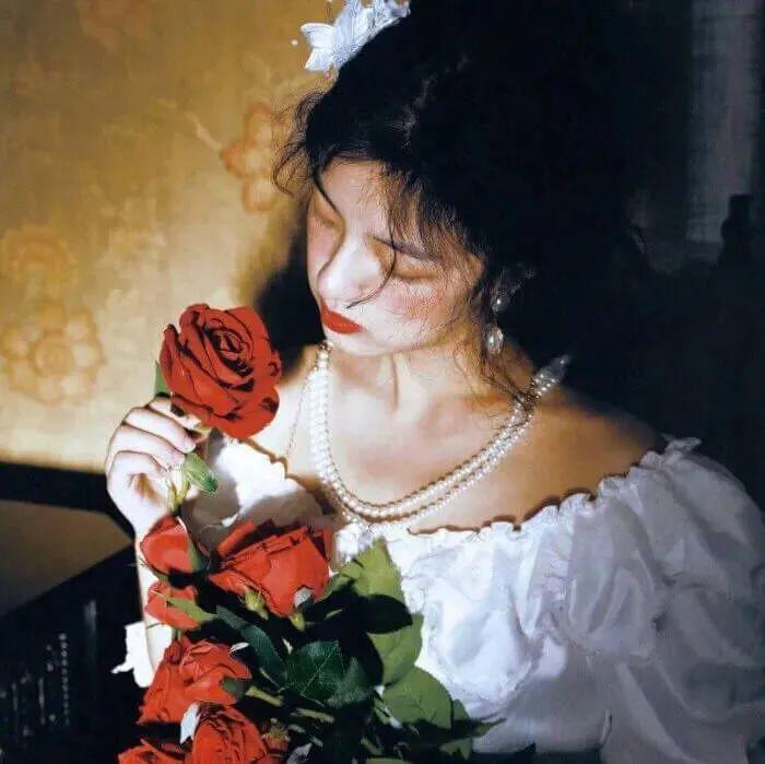 复古风头像海底月是天上月眼前人是心上人