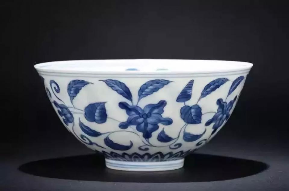 中国　青花花文碗　N　8062E 永乐青花Yongle Blue & White — 林朝华盆景古董海上丝绸之路Lim