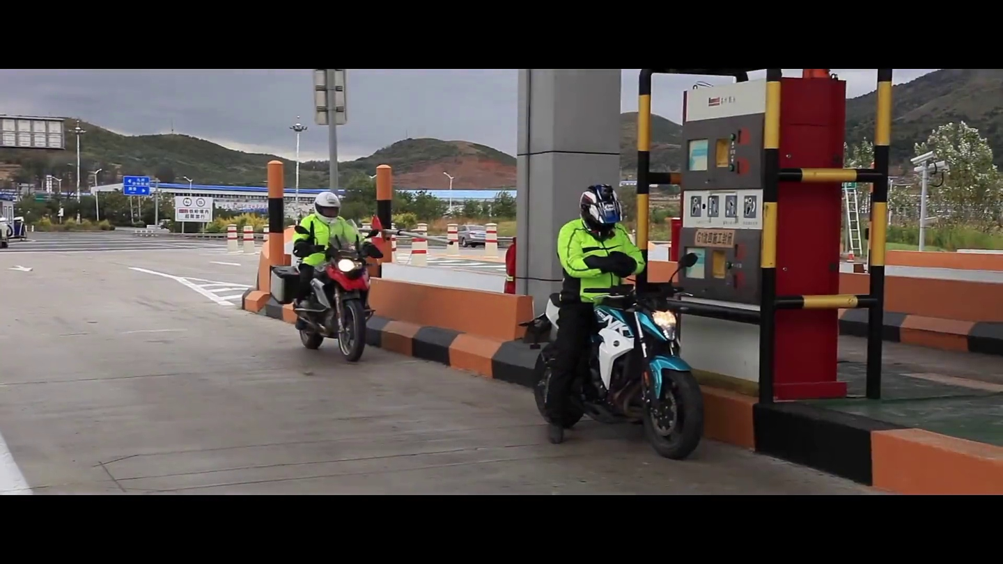 【LongWay摩托志】聊一聊关于摩托车上高速 90