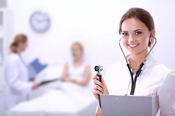 怎么去美国看病 v2-ef5caeac14c10e9a03f1061d563a91ff_1440w.jpg?source=172ae18b