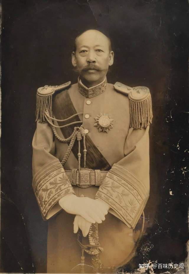 曹锟从布贩到总统因为贿选被诟病晚年生活清贫坚决不做汉奸