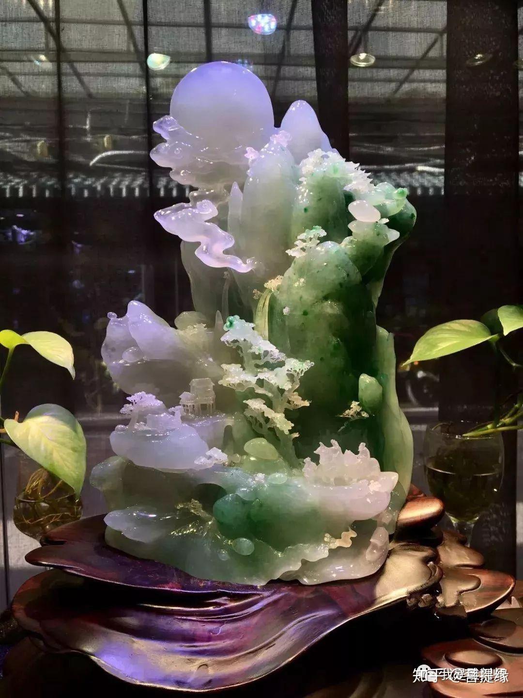 顶级翡翠摆件鉴赏巧夺天工叹为观止