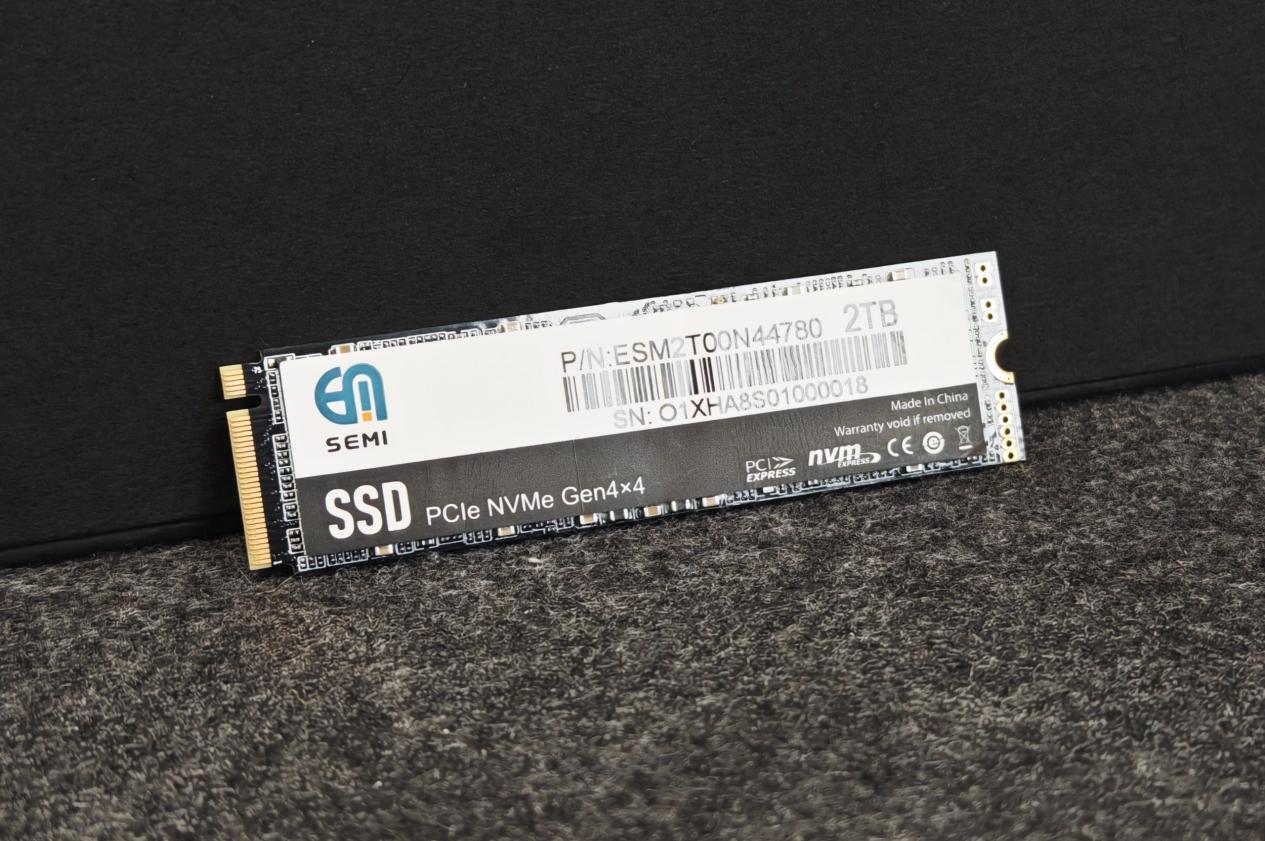 EA SEMI SSD EA SEMI SSD