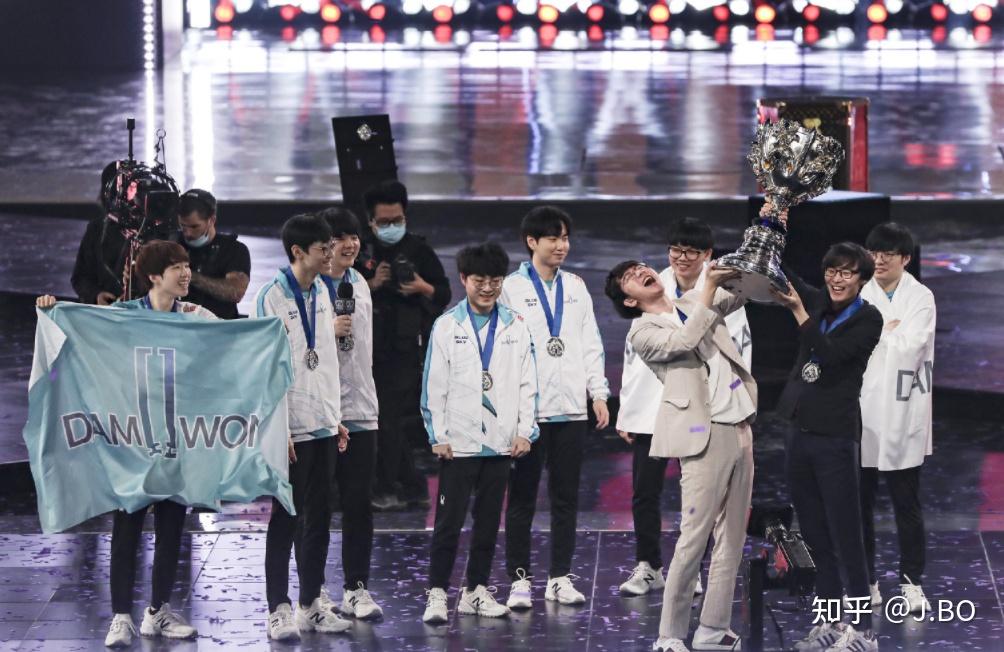 lck夏季赛大名单公布dk开始抓内鬼组18人阵容进行轮换