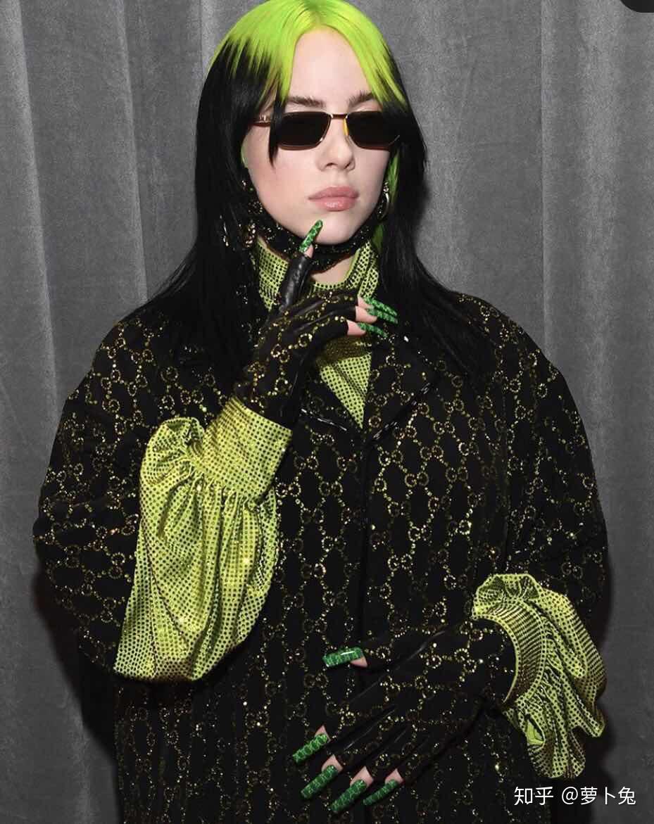 billieeilish18岁拿下格莱美四大奖的天才少女代表着新流行音乐时代
