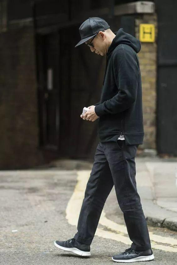 和时尚偶像eugenetong学穿衣学叠穿