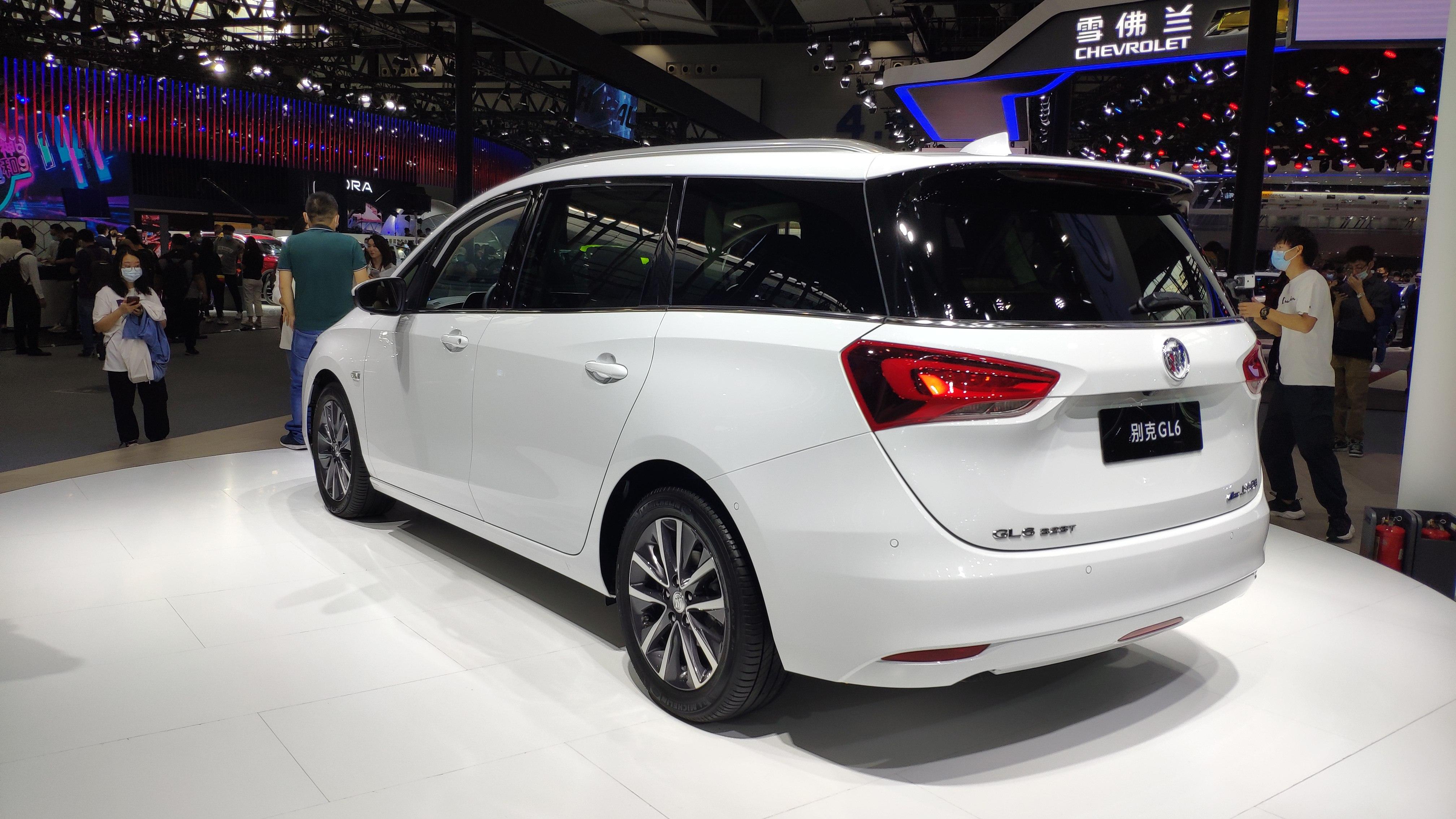 2020年广州车展新款别克gl6实车大气感逼近别克gl8