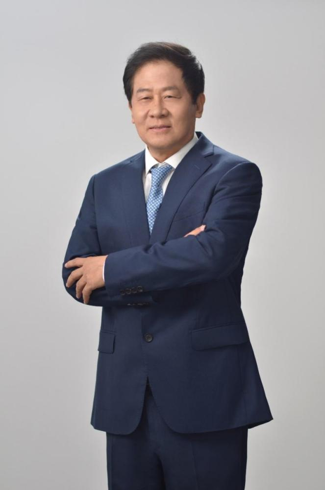 甘李药业董事长甘忠如博士荣登"2023福布斯中国·最具影响力华人精英