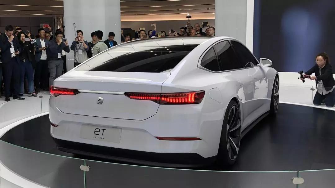 蔚来首款电动轿车et7将于明年nioday亮相