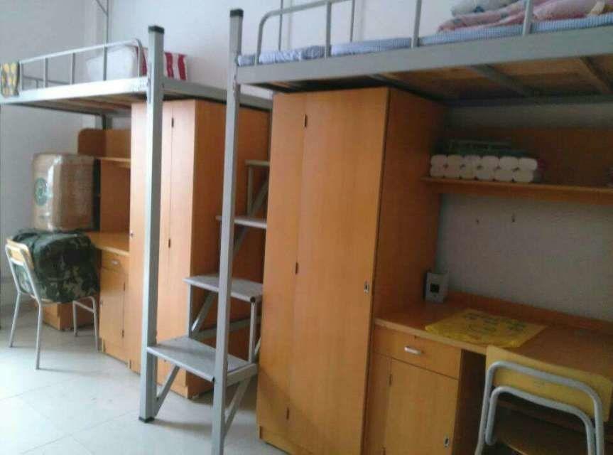 江西卫生职业学院宿舍怎么样四人间一学期多少钱可以迁网线吗