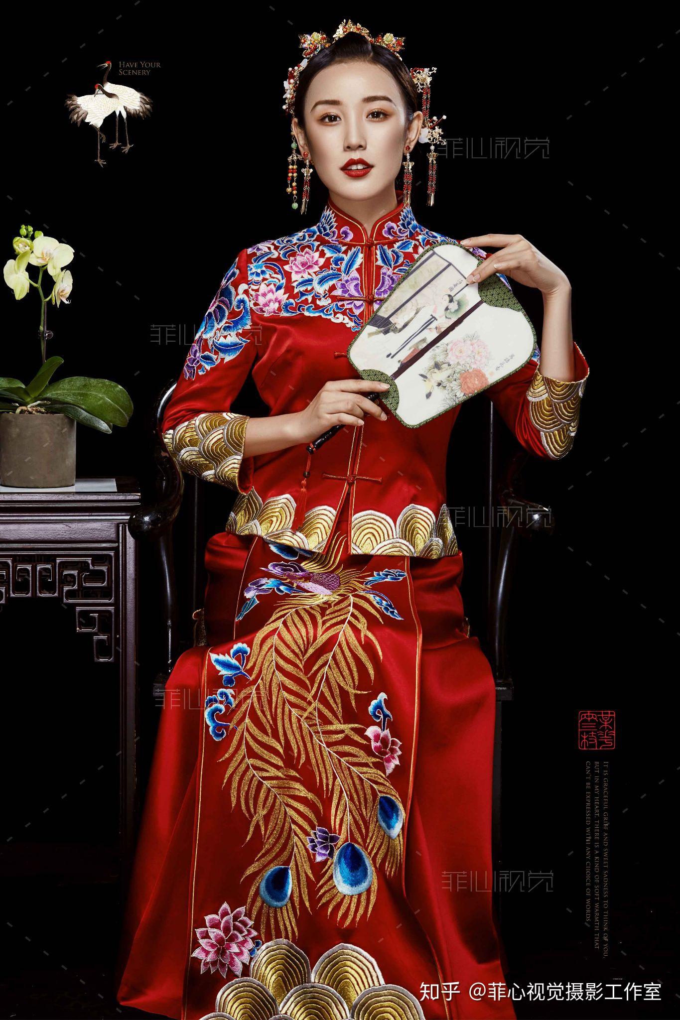 都无法代替中式秀禾礼服那独一无二的魅力7815即便婚纱照的风格再