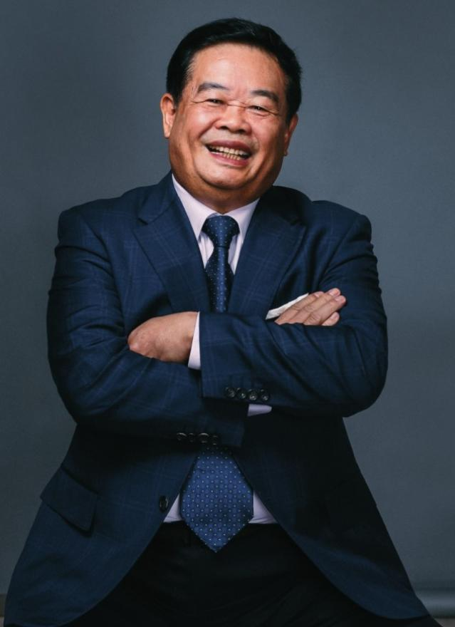 曹德旺四年警告形势严峻福耀变量汇兑损益决策要点