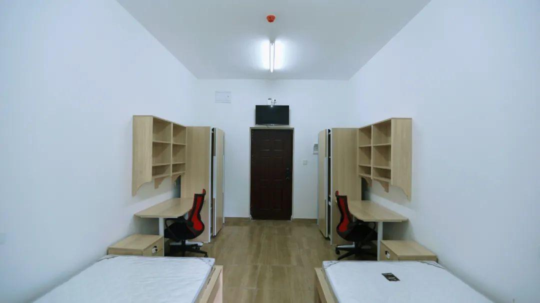 【四川传媒学院】