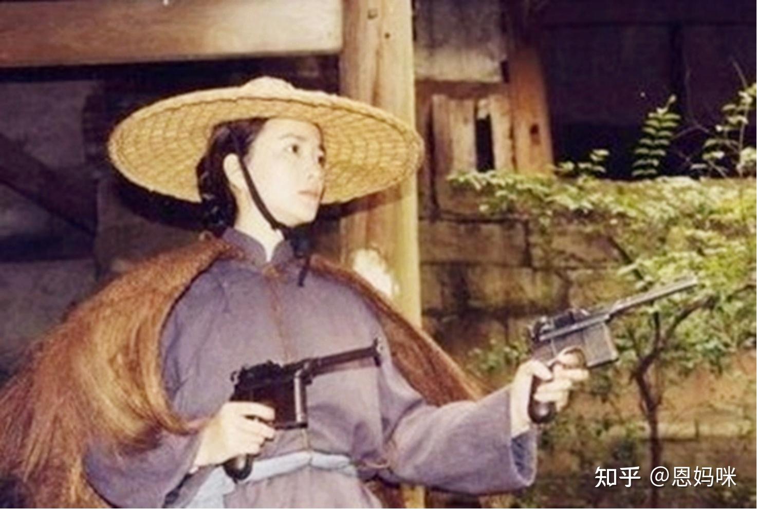 女少佐中枪身亡图片