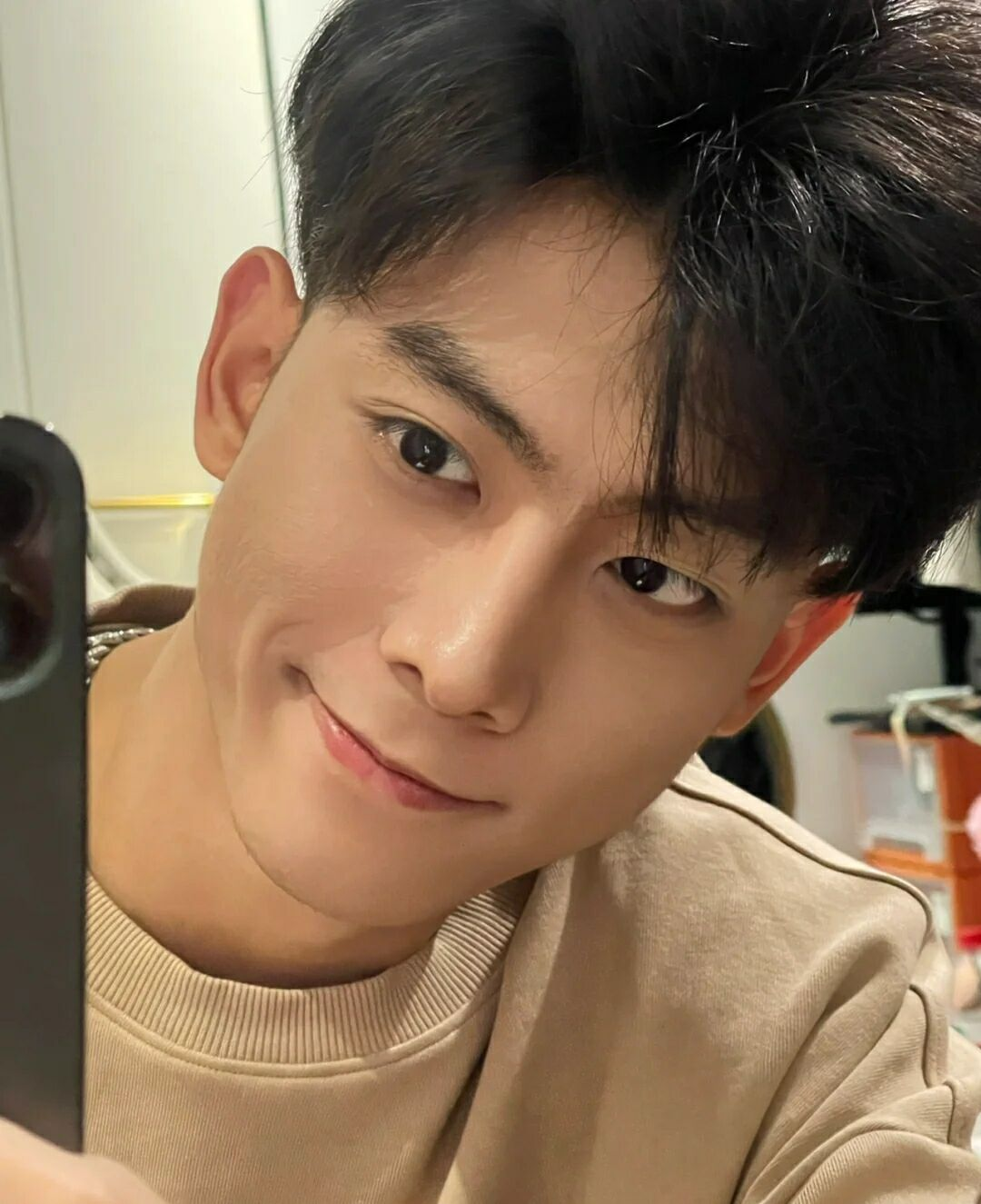 男生如何短时间内变白,变帅?