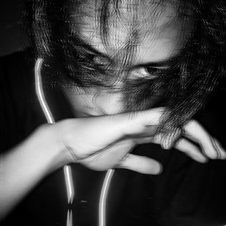 为什么抖音APP里帅哥美女那么多?