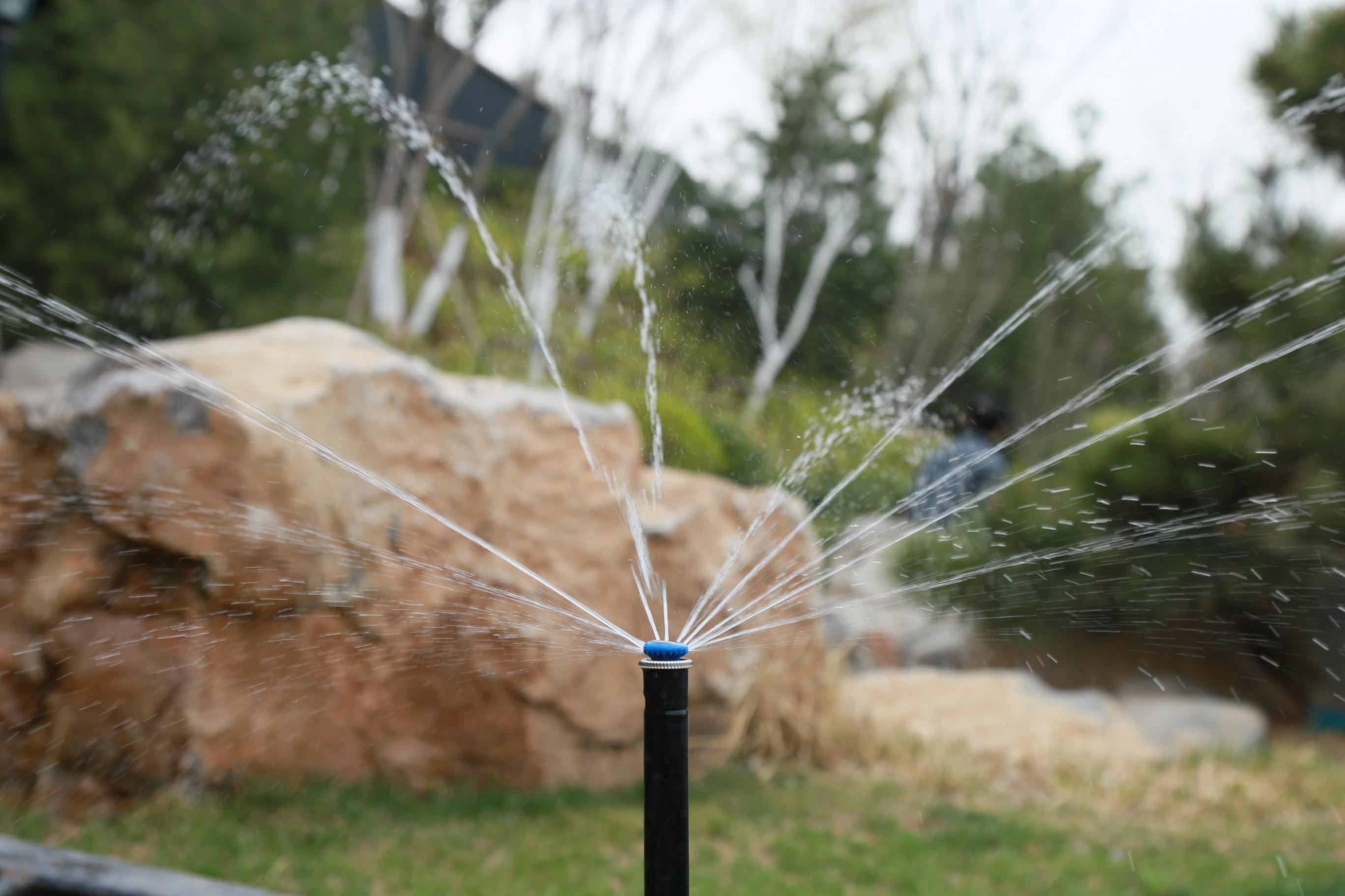 智慧园林中智能灌溉是如何应用的