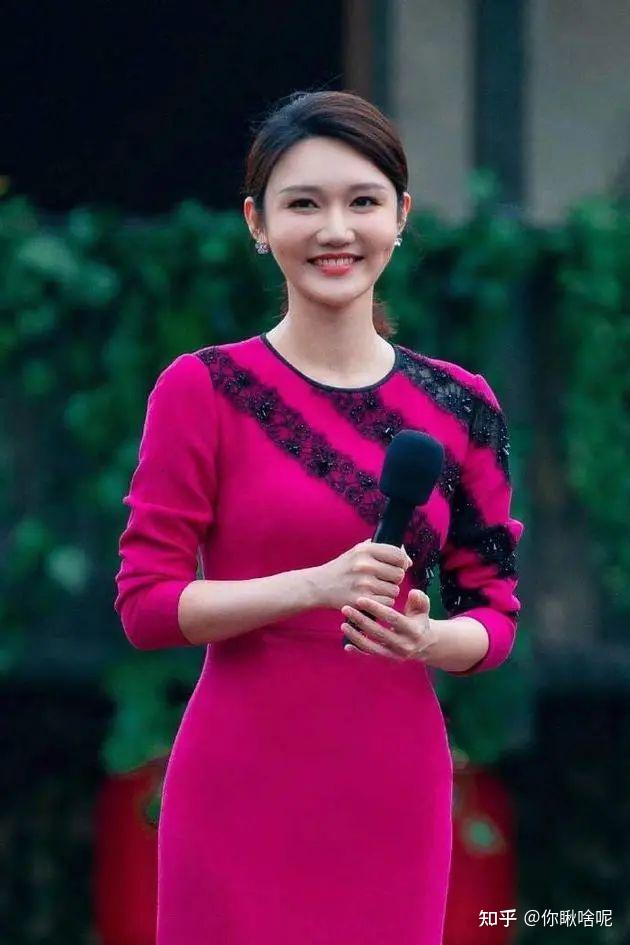 央视财经小姐龙洋32岁仍单身未婚热爱家乡湖南郴州