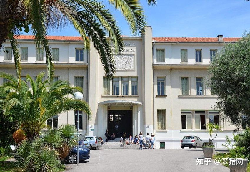 06蔚蓝海岸大学