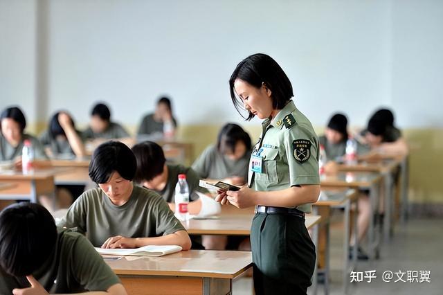 今年还能考军队文职吗？ - 知乎