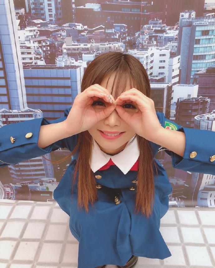 纱仓真菜制服着装