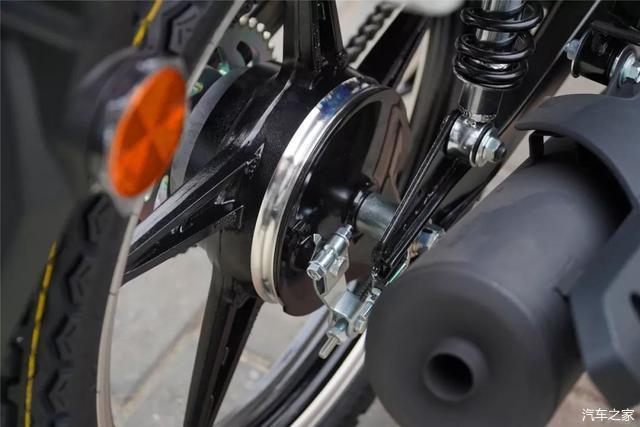 雅马哈弯梁代步车前轮碟刹座高780mm国四电喷百公里油耗17l