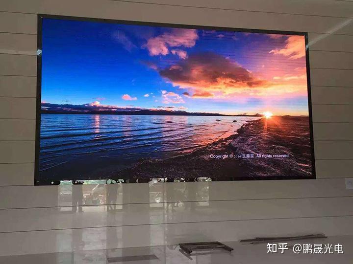 公司前台安装8平方室内p25全彩led电子屏的效果案例图和报价清单