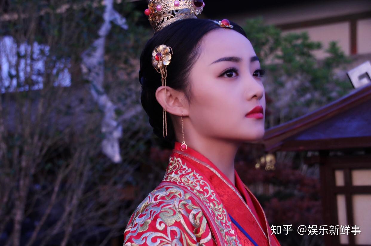 龙女的灵动善良和黑化后的妩媚霸气,《那江烟花那江雨》赵语星的直爽