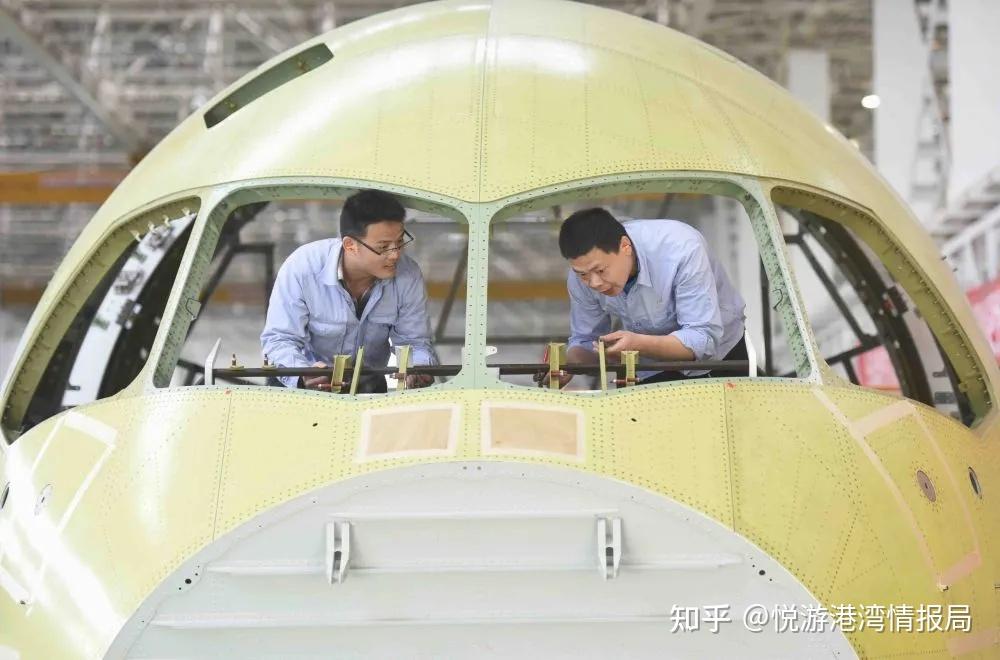 成都航空航天業騰飛川航空客350大運會塗裝完成空客全生命週期項目