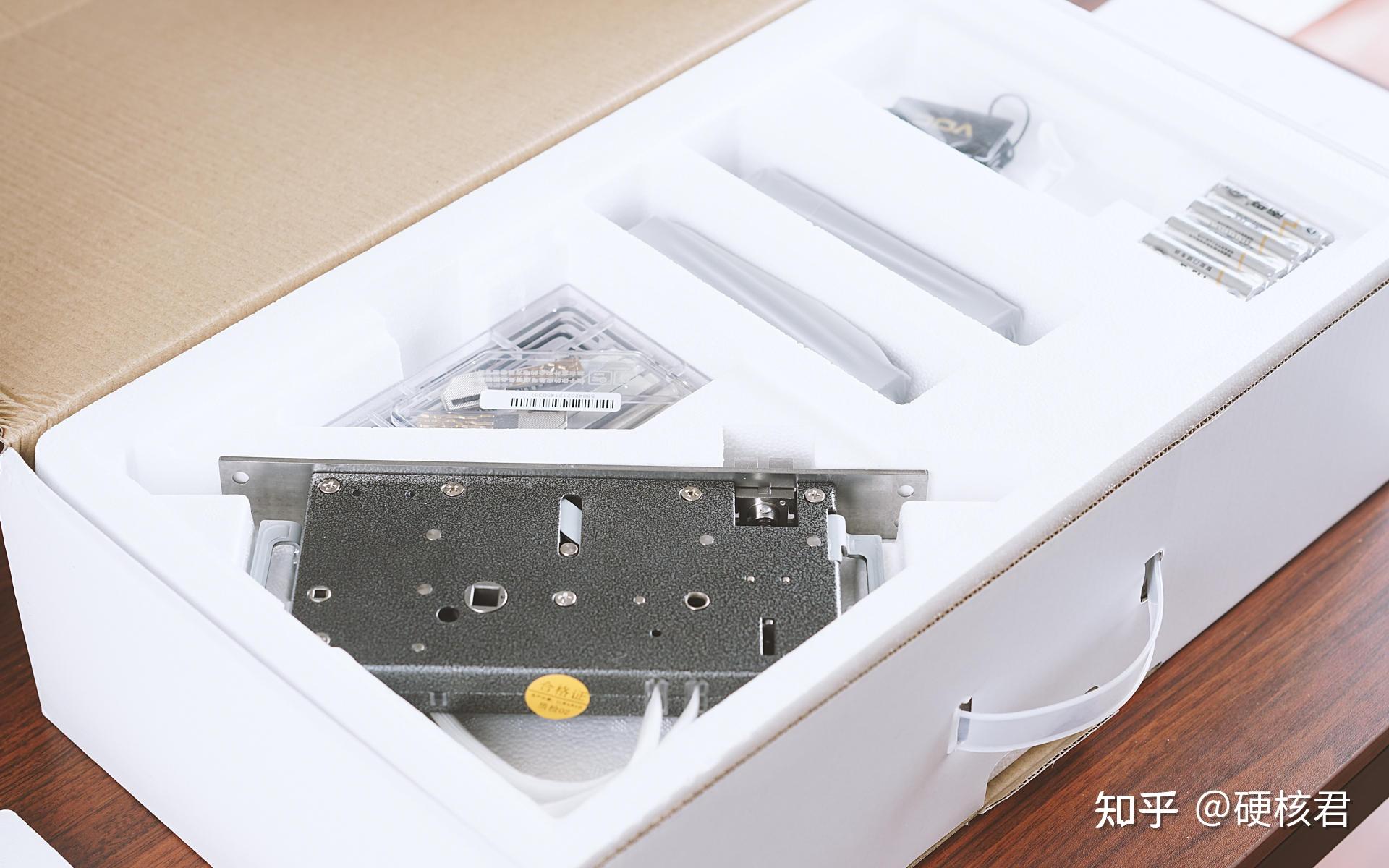 华为入足智能锁市场多场景应用华为智选voc智能门锁s开箱体验