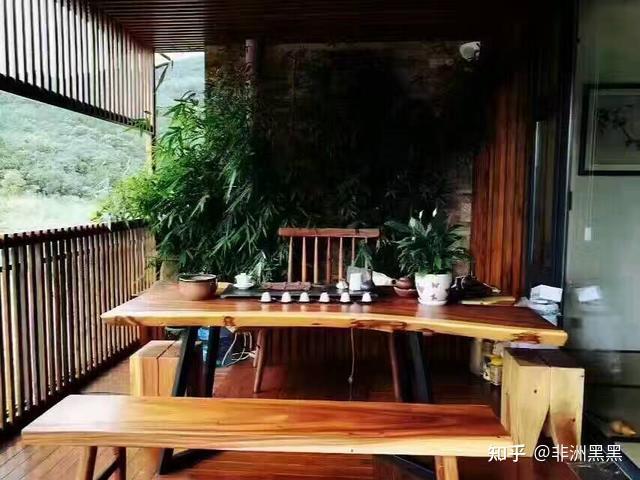 嫌普通的实木大板茶桌太笨重了？这样的胡桃木大板更适合你！ - 知乎