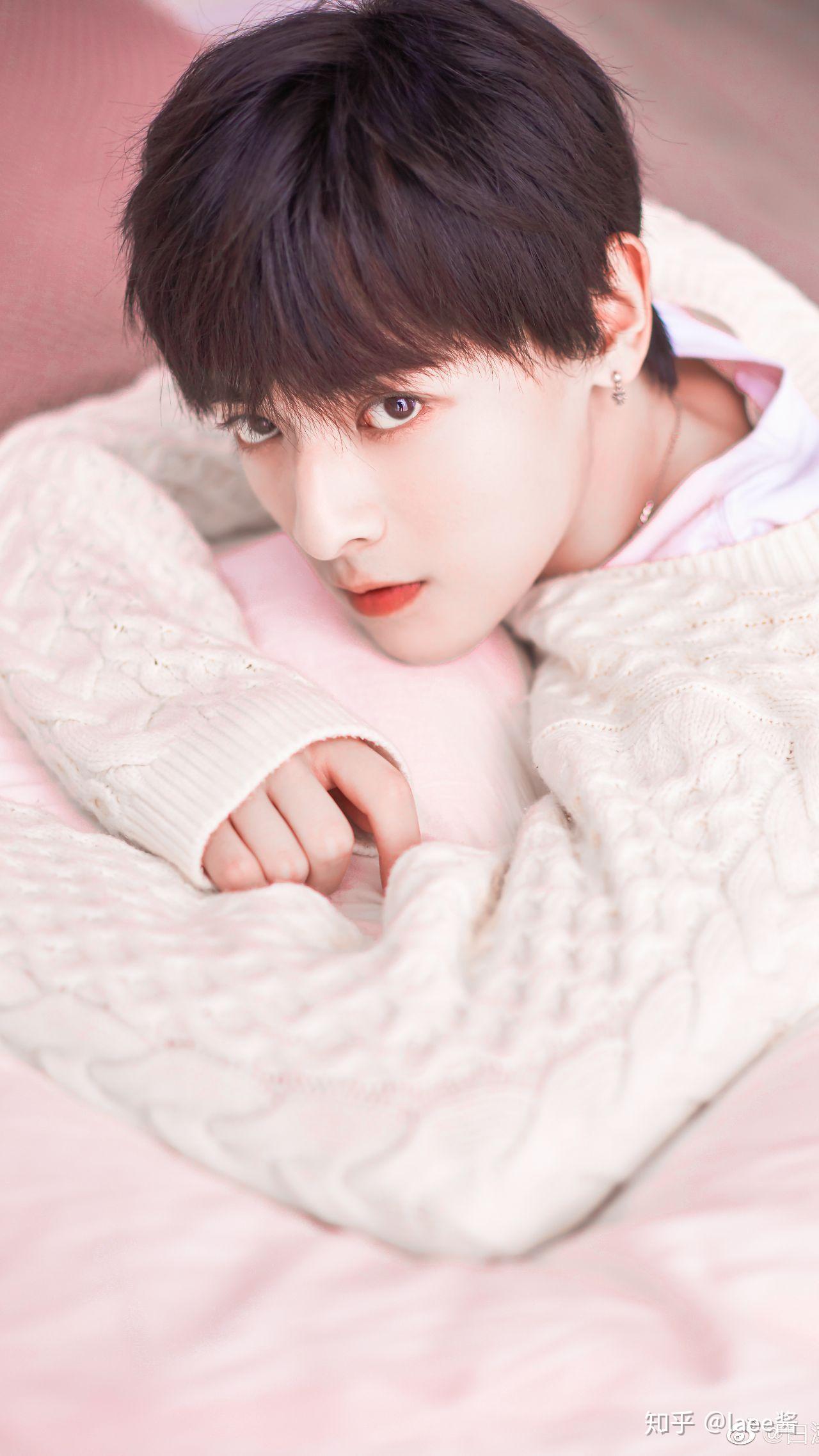 燃烧吧少年,超星星学园,我女朋友的男朋友,听雪楼,还有几场直播淌词