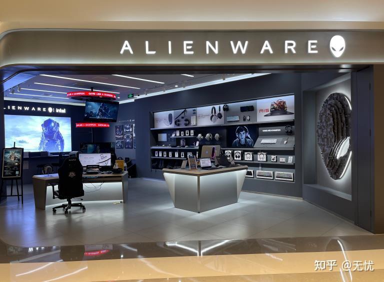 上海久光中心旗舰店外星人笔记本电脑r4到r7区别在游戏本上的改变