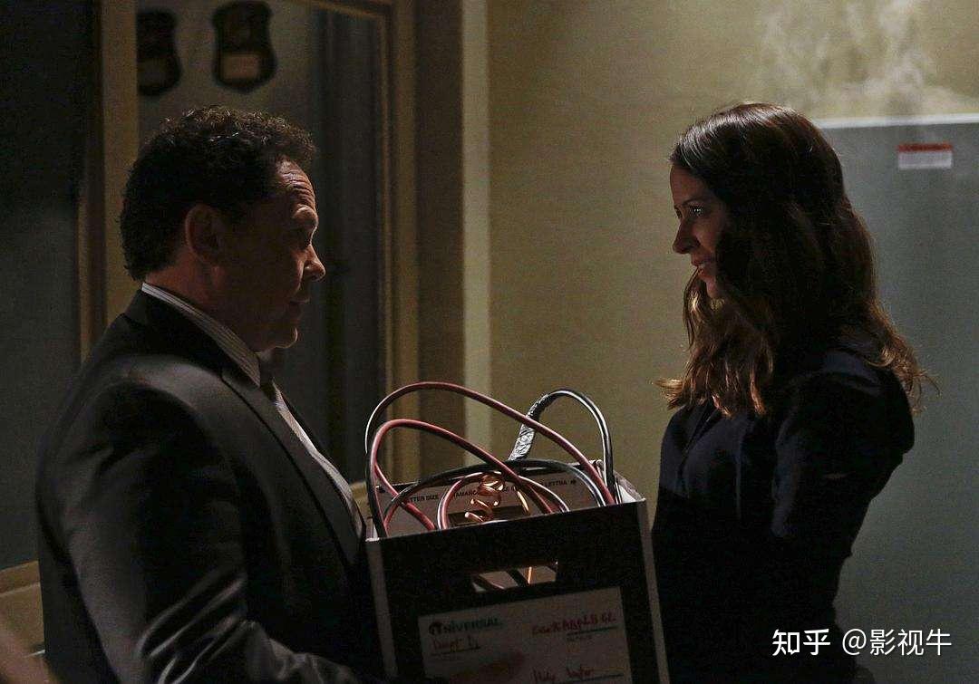 疑犯追踪第三季,高分悬疑美剧之一,豆瓣的评分高达9.5分哦!